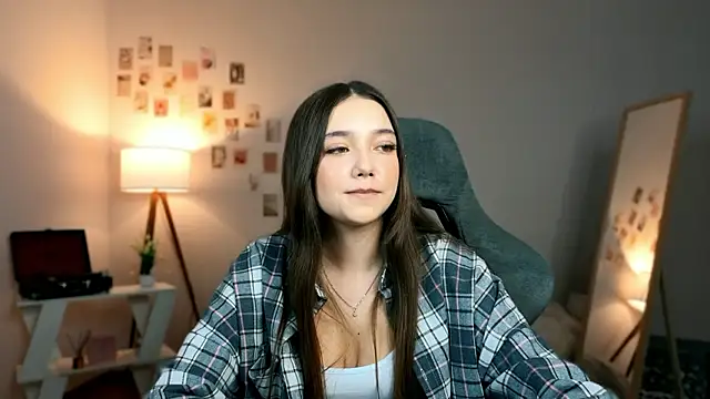 Vexorine online show from March 15, 7:43 pm