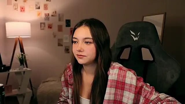 Vexorine online show from November 24, 7:58 pm