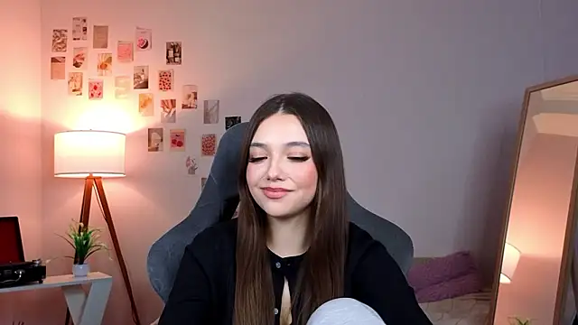 Vexorine online show from February 5, 5:42 pm