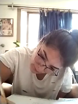 Snapshot of YouladyVidal chatting on November 24, 4:40 pm YouladyVidal online show from November 24, 4:40 pm