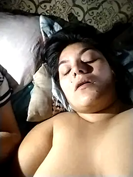 Snapshot of YouladyVidal chatting on November 25, 5:08 am YouladyVidal online show from November 25, 5:08 am