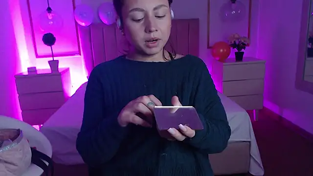 Alice Sinclair  online show from November 26, 12:38 pm