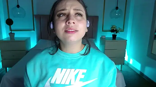 Alice Sinclair  online show from January 9, 12:56 pm