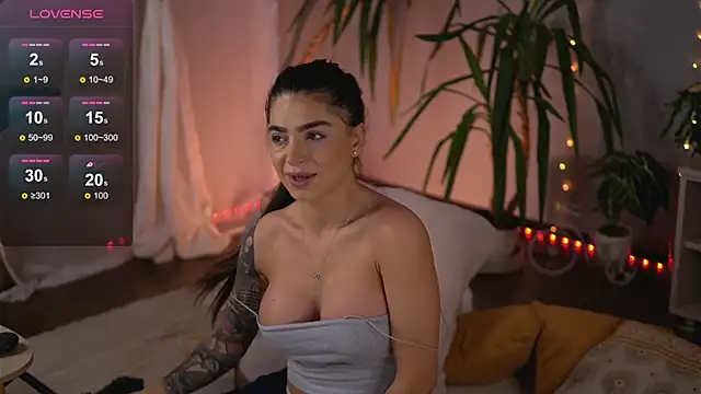 PureEllieX online show from April 24, 1:07 am