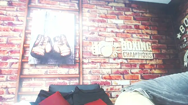 BlackAndAxel online show from April 8, 10:33 pm