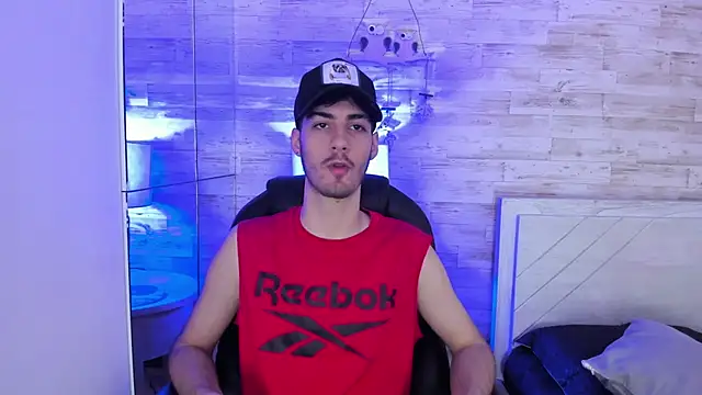 Emir Ozan  online show from February 10, 7:46 pm