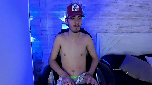 Emir Ozan  online show from December 21, 11:34 am