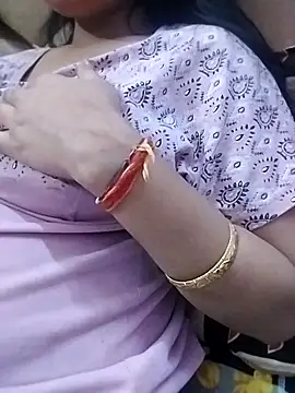 Priya Sharma04 online show from March 20, 7:37 pm