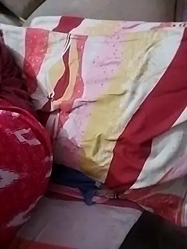 Priya Sharma04 online show from April 10, 7:32 pm