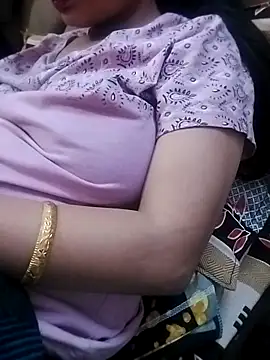 Priya Sharma04 online show from March 17, 9:18 pm