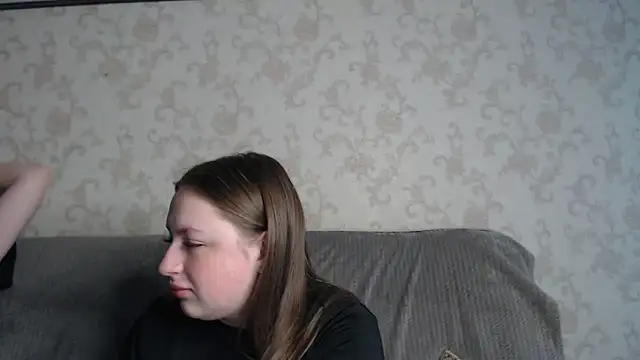 Snapshot of GirlPlayer chatting on June 12, 1:58 am GirlPlayer online show from June 12, 1:58 am