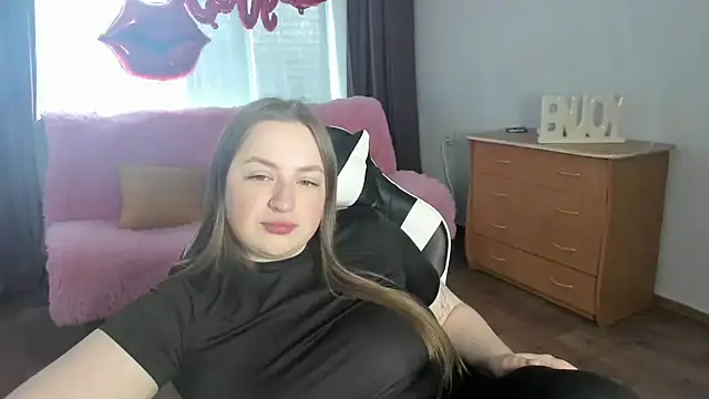 GirlPlayer online show from May 6, 10:52 am
