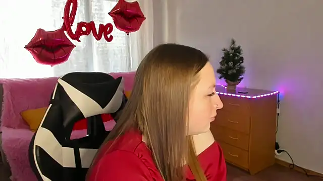 GirlPlayer online show from February 12, 8:36 am