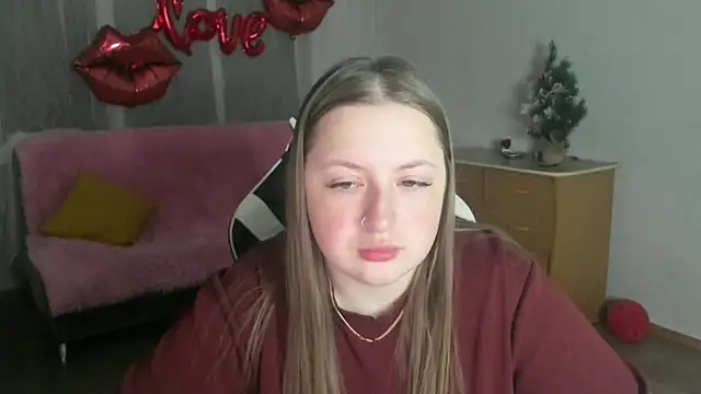 GirlPlayer online show from March 11, 4:45 pm