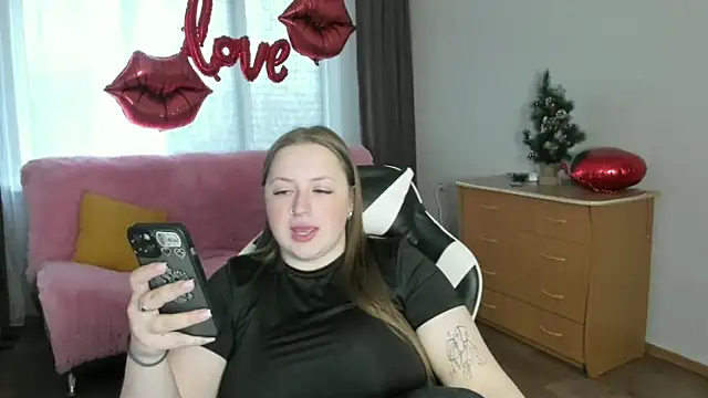 GirlPlayer online show from April 10, 8:21 am