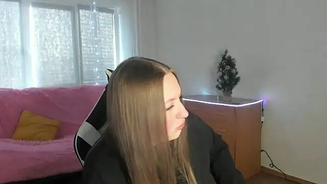 GirlPlayer online show from January 17, 8:18 am