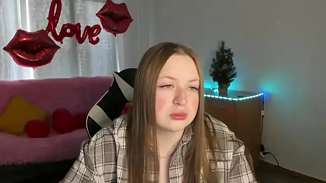 GirlPlayer online show from February 18, 8:11 am