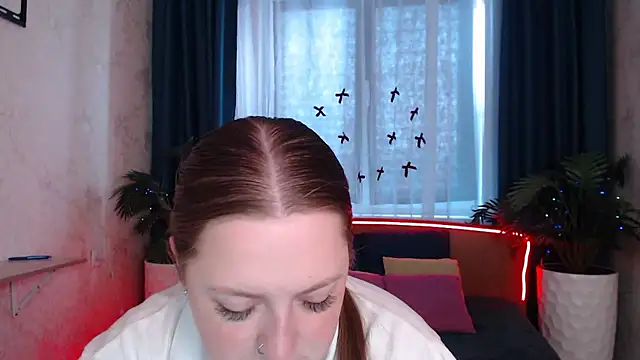 GirlPlayer online show from January 14, 8:40 am