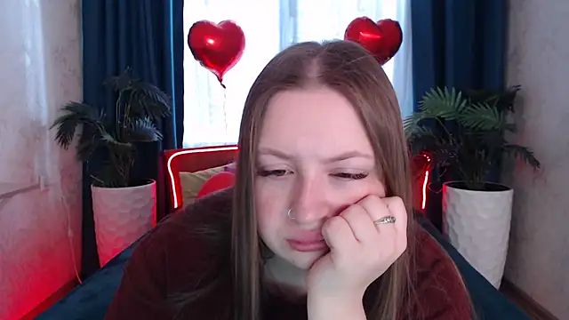 GirlPlayer online show from March 10, 8:40 am