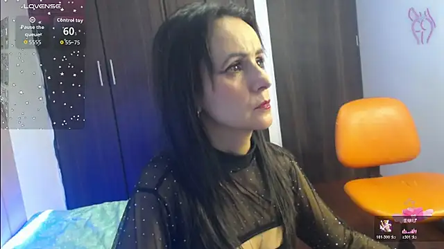 Juliana  lx online show from November 24, 12:49 pm