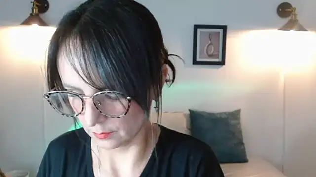 Juliana  lx online show from March 18, 3:03 pm