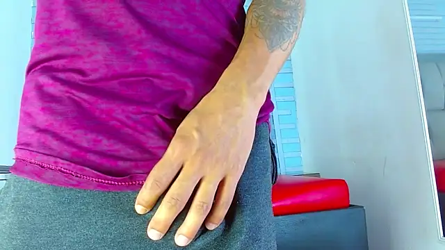 Hot Latino x online show from March 14, 12:44 pm