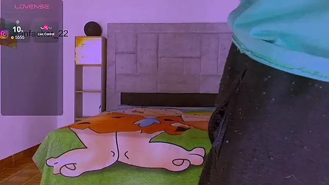 Hot Latino x online show from January 11, 7:10 pm