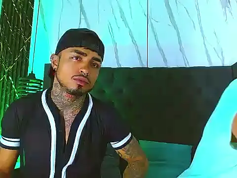 Hot Latino x online show from November 24, 1:00 pm