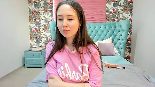 MonicaSway online show from December 5, 4:05 pm