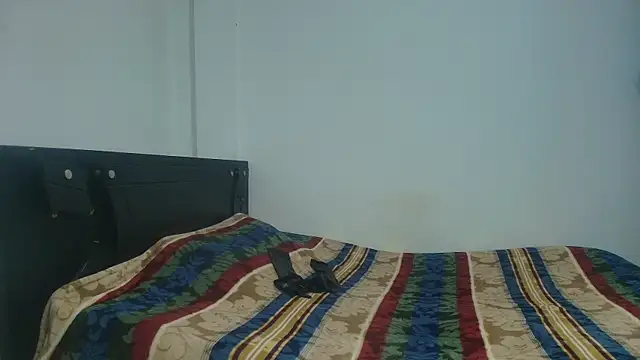 Venus2357 online show from April 3, 12:00 pm