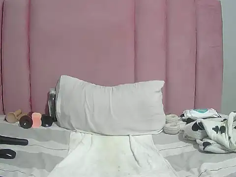 Cherrydollx online show from April 2, 9:32 pm