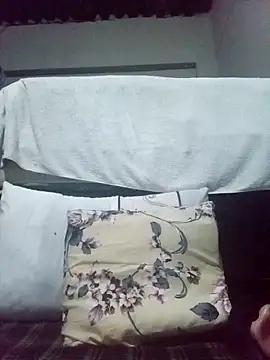 Sweethoneypot25 online show from March 29, 12:12 am