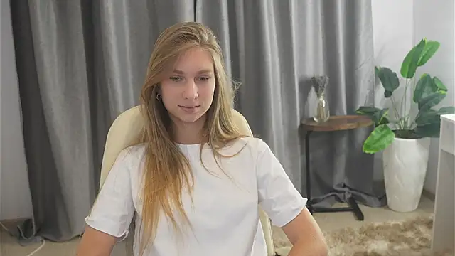 Snapshot of CaritaTacke chatting on November 21, 11:53 am CaritaTacke online show from November 21, 11:53 am