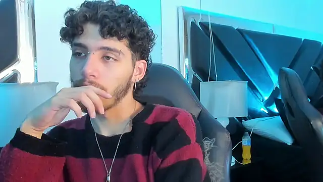 JojoBraando online show from December 2, 12:11 am