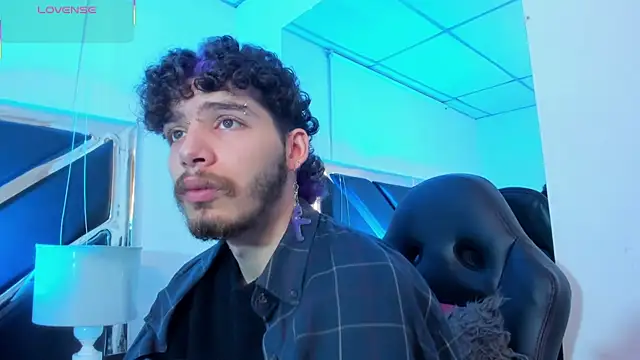 JojoBraando online show from December 14, 11:32 pm