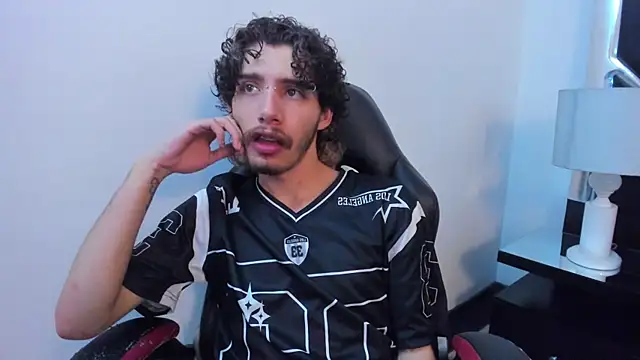 JojoBraando online show from April 9, 12:23 am