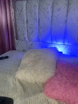 Snapshot of luna-fire chatting on March 2, 5:08 am luna-fire online show from March 2, 5:08 am