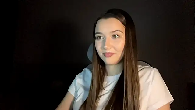 Annie SmiIe online show from November 28, 12:27 pm