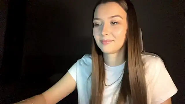 Annie SmiIe online show from November 27, 1:00 pm