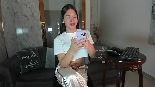 MafeArias23 online show from January 17, 1:15 pm