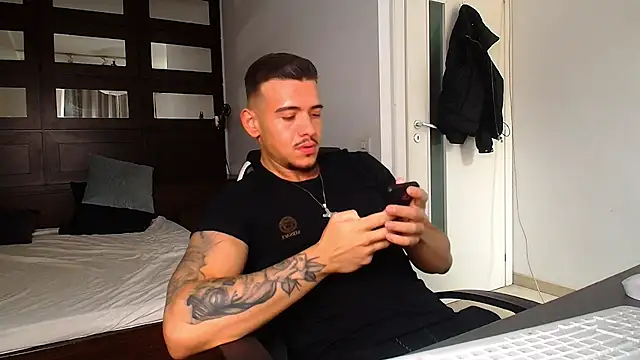 ElijahThorne online show from February 23, 10:05 am