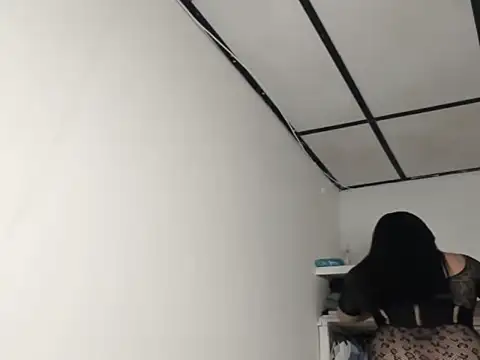 kira-stormm online show from February 19, 9:34 pm