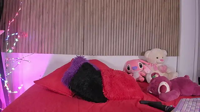 Hayley-Fox online show from February 8, 1:03 am