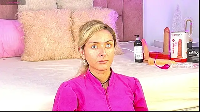 Lunitaa Diva online show from December 3, 1:10 pm