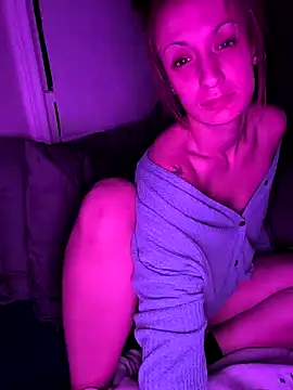 LexiLuxi online show from December 17, 6:29 am