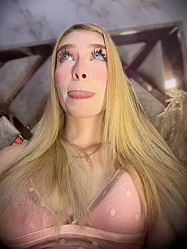 valeryfox   online show from March 18, 10:54 pm