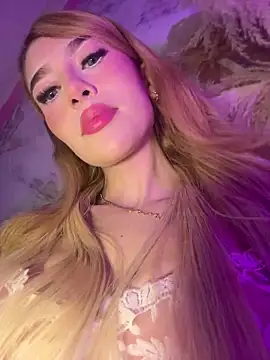 valeryfox   online show from December 22, 12:22 am