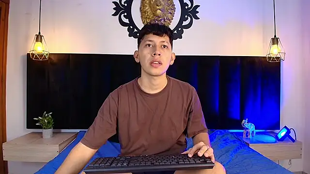 Snapshot of Abeel_Ordaz chatting on November 24, 7:14 pm Abeel Ordaz online show from November 24, 7:14 pm