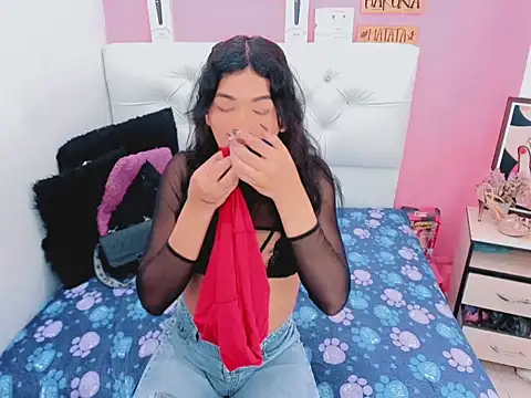 xwetdreamsx online show from April 14, 8:03 pm