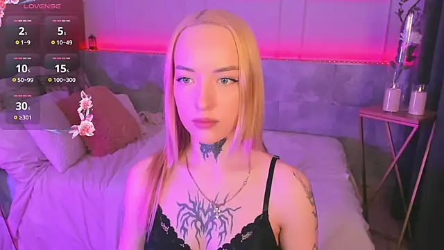 Snapshot of MarquiseMuse chatting on February 26, 6:02 am MarquiseMuse online show from February 26, 6:02 am